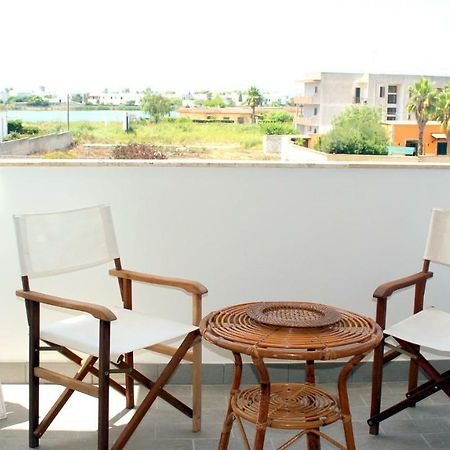 Sunkiss Apartment 500Mt Dal Mare Porto Cesareo Buitenkant foto