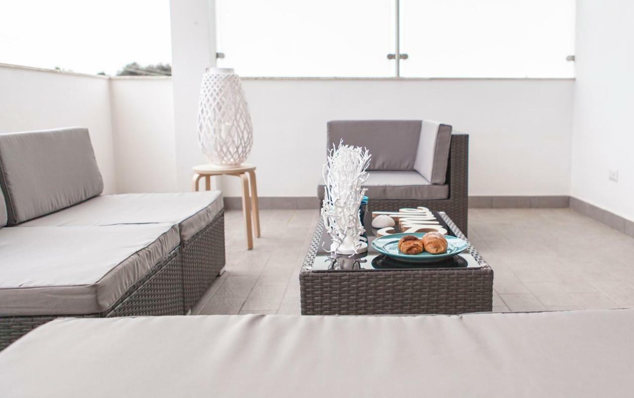 Sunkiss Apartment 500Mt Dal Mare Porto Cesareo Buitenkant foto