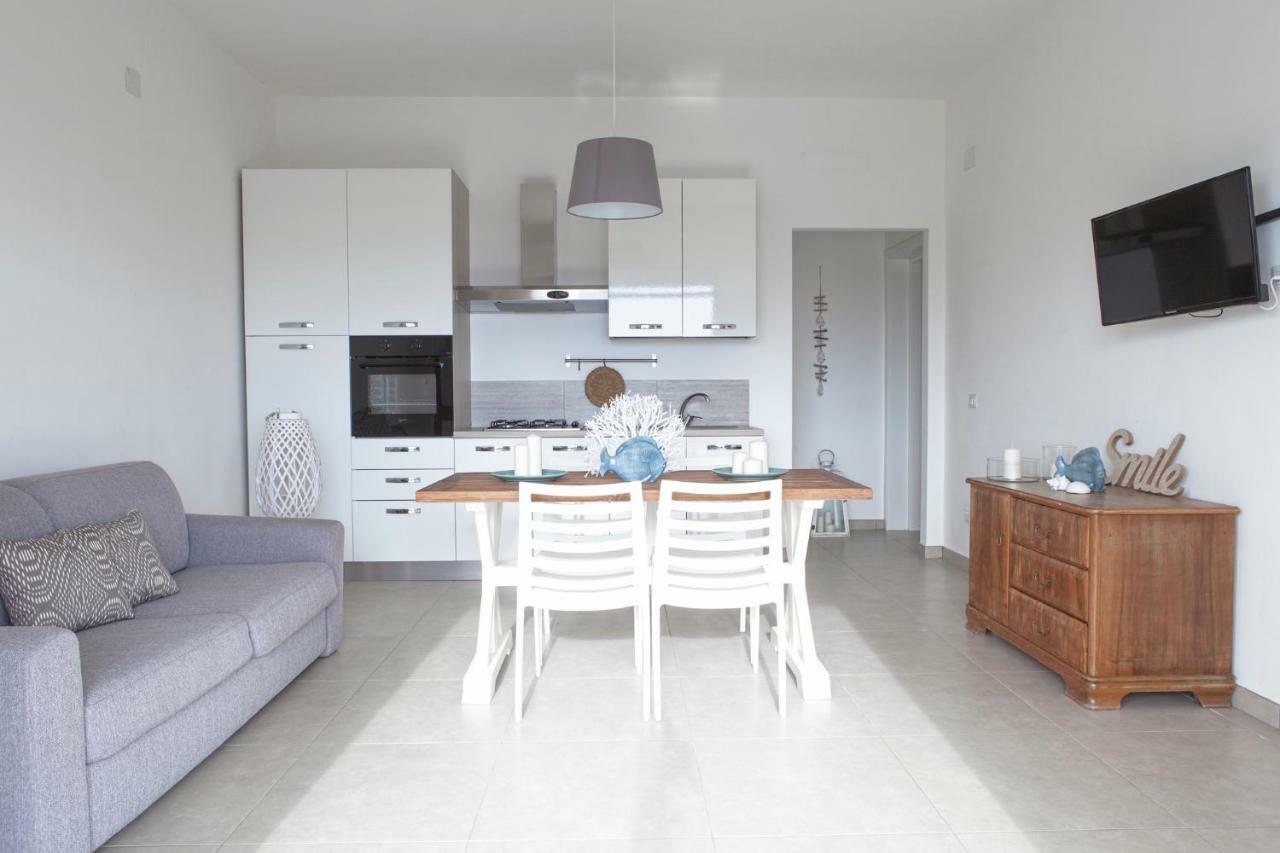 Sunkiss Apartment 500Mt Dal Mare Porto Cesareo Buitenkant foto