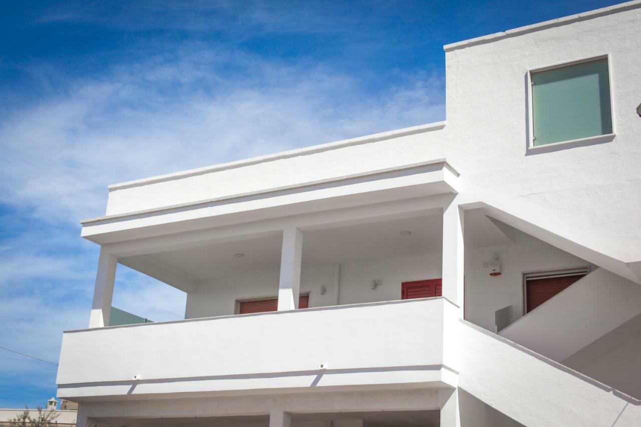 Sunkiss Apartment 500Mt Dal Mare Porto Cesareo Buitenkant foto